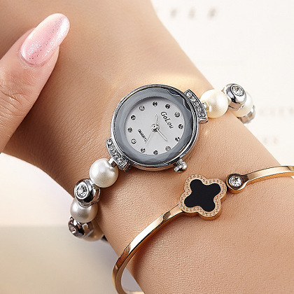 韓国ファッション高級感真珠ラインストーン腕時計